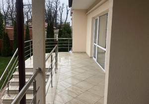 Дом 250м², 2-этажный, на длительный срок,