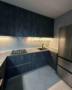 Дом 200м², 3-этажный, на длительный срок,