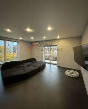 Дом 200м², 3-этажный, на длительный срок,