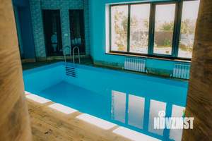 Дом 260м², 3-этажный, посуточно,