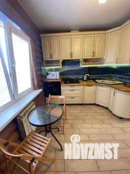 Дом 300м², 2-этажный, посуточно,