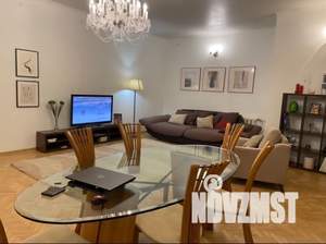 Коттедж 350м², 3-этажный, на длительный срок,