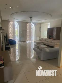 Дом 360м², 2-этажный, посуточно,