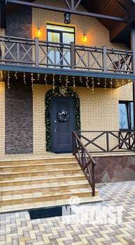 Дом 240м², 2-этажный, посуточно,