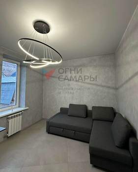 Дом 200м², 3-этажный, на длительный срок,