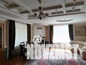 Коттедж 550м², 2-этажный, на длительный срок,