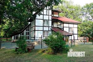 Дом 540м², 4-этажный, посуточно,