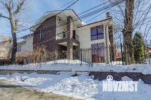 Дом 400м², 2-этажный, на длительный срок,