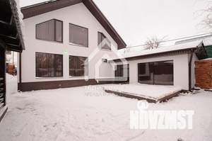 Дом 200м², 2-этажный, посуточно,