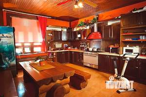 Дом 540м², 4-этажный, посуточно,