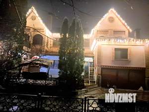 Дом 350м², 2-этажный, посуточно,