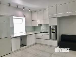 Дом 350м², 4-этажный, посуточно,