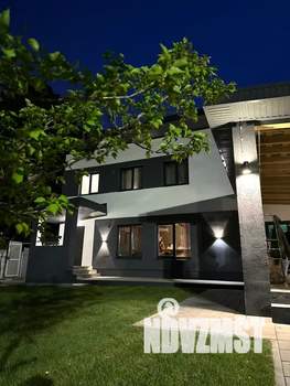 Дом 250м², 2-этажный, посуточно,