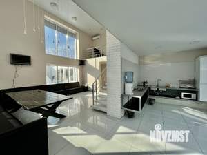 Дом 250м², 2-этажный, посуточно,