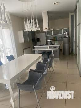 Дом 360м², 2-этажный, посуточно,