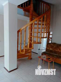 Коттедж 480м², 4-этажный, на длительный срок,