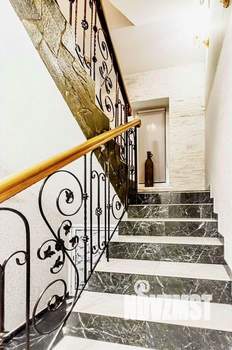 Дом 400м², 4-этажный, на длительный срок,