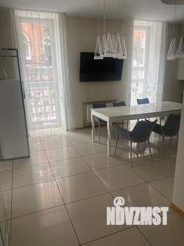 Дом 360м², 2-этажный, посуточно,