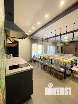 Дом 250м², 2-этажный, посуточно,