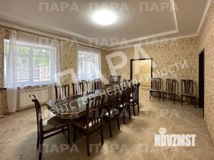 Дом 350м², 3-этажный, на длительный срок,