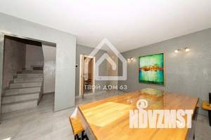 Дом 180м², 3-этажный, посуточно,