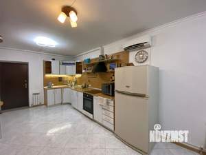 Дом 200м², 2-этажный, посуточно,