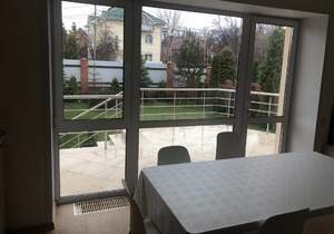 Дом 250м², 2-этажный, на длительный срок,