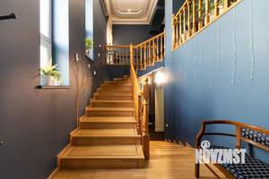 Коттедж 210м², 2-этажный, участок 5 сот.