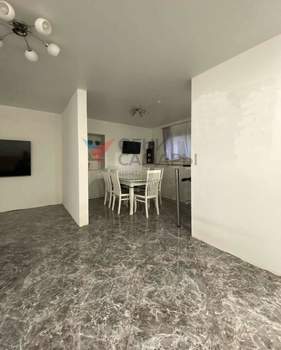 Дом 306м², 3-этажный, участок 7 сот.