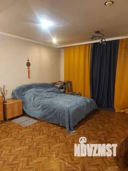 Таунхаус 166м², 3-этажный, участок 3 сот.