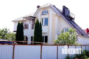 Дом 293м², 3-этажный, участок 6 сот.