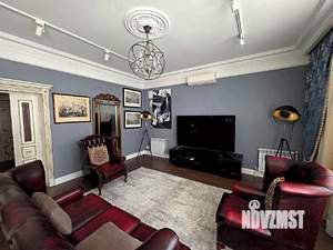 Таунхаус 324м², 3-этажный, участок 2 сот.