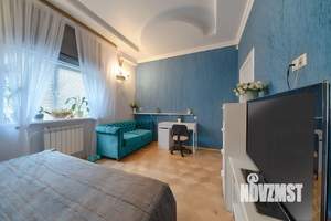 Коттедж 210м², 2-этажный, участок 5 сот.