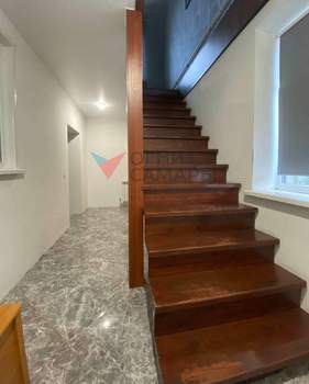 Дом 306м², 3-этажный, участок 7 сот.