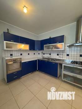 Дом 385м², 3-этажный, участок 5 сот.