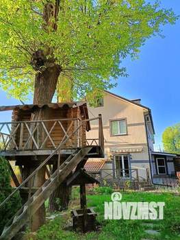 Коттедж 250м², 2-этажный, участок 5 сот.