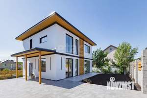 Дом 165м², 2-этажный, участок 5 сот.