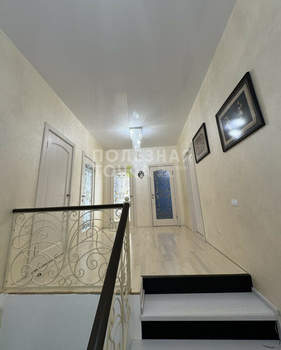 Дом 300м², 3-этажный, участок 7 сот.