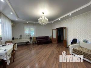 Дом 258м², 2-этажный, участок 5 сот.