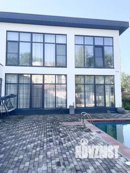 Коттедж 220м², 2-этажный, участок 8 сот.