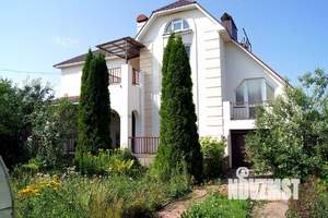 Дом 293м², 3-этажный, участок 6 сот.