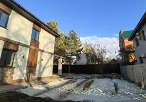 Дом 163м², 2-этажный, участок 5 сот.