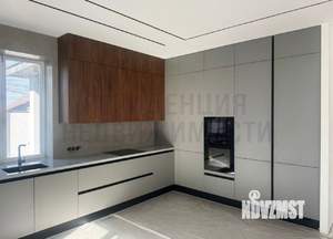 Коттедж 240м², 2-этажный, участок 6 сот.