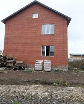 Дом 231м², 2-этажный, участок 7 сот.