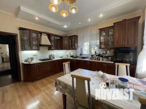 Дом 258м², 2-этажный, участок 5 сот.