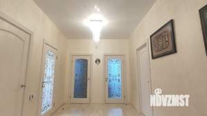 Коттедж 300м², 3-этажный, участок 7 сот.