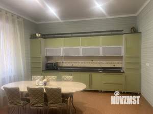 Коттедж 700м², 2-этажный, участок 20 сот.