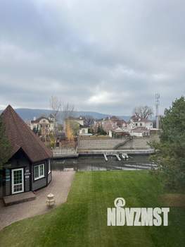 Коттедж 355м², 3-этажный, участок 11 сот.