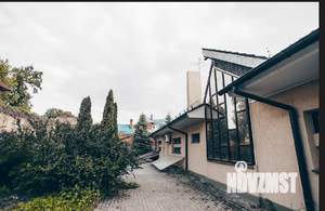 Коттедж 690м², 3-этажный, участок 20 сот.