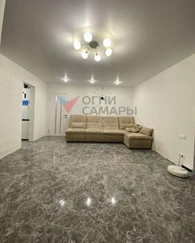 Дом 306м², 3-этажный, участок 7 сот.